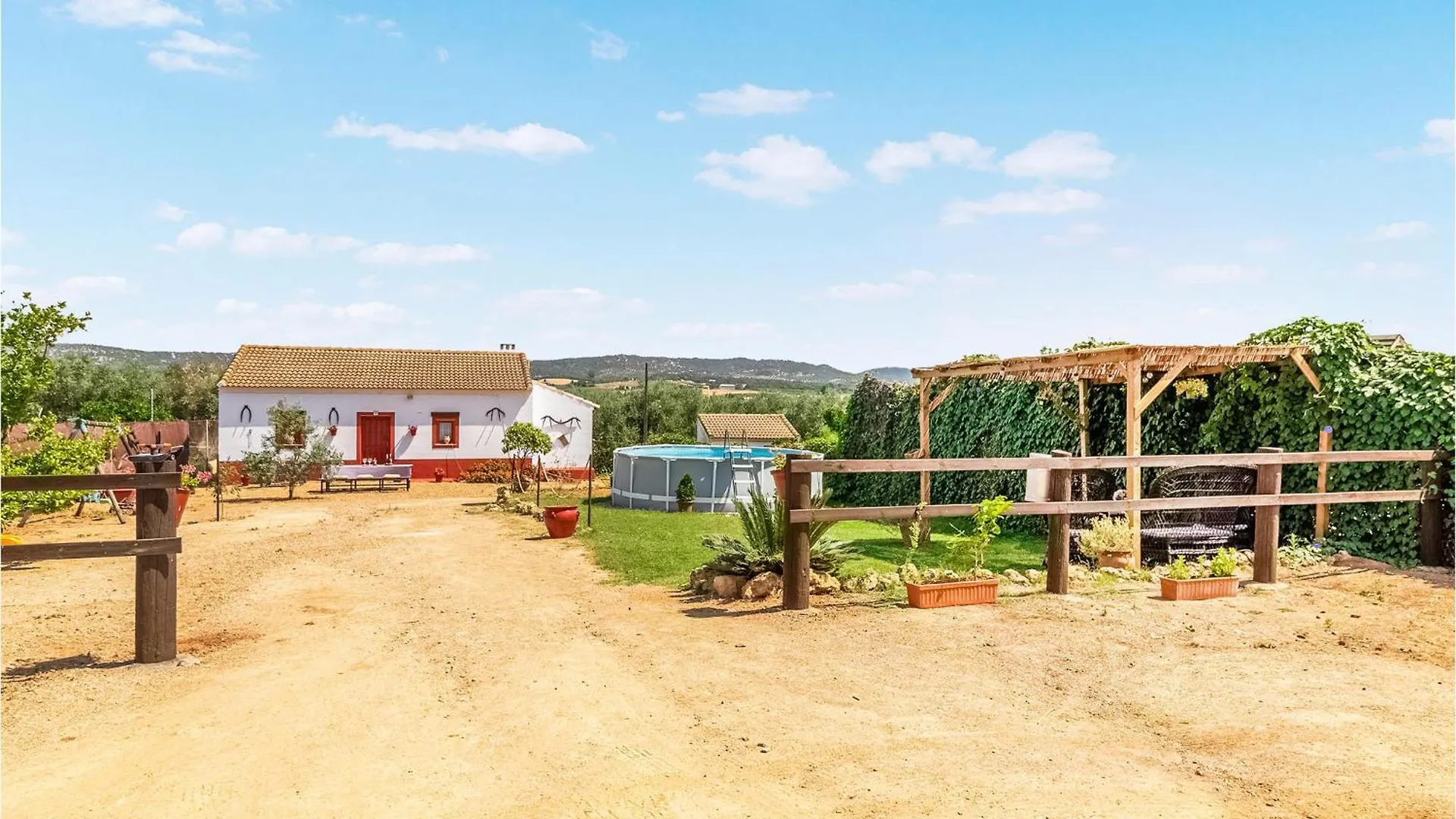 Lovely Home In La Puebla Los Infantes With Wifi location